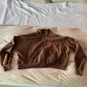 Hollister Zip Up Cropped Oversized Super Soft Brown Sweatshirt, Small